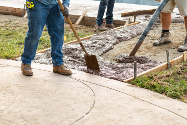Best Commercial Concrete Services in Winthrop, IA